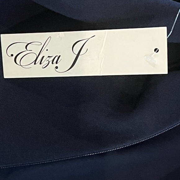 ELIZA J PLEATED 3/4 SLEEVE SHEATH DRESS IN NAVY NWT WOMEN'S‎ SIZE 2 - Picture 13 of 16